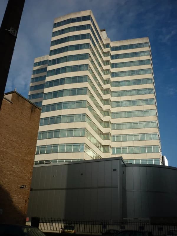 Cardiff Holland House Hotel exterior