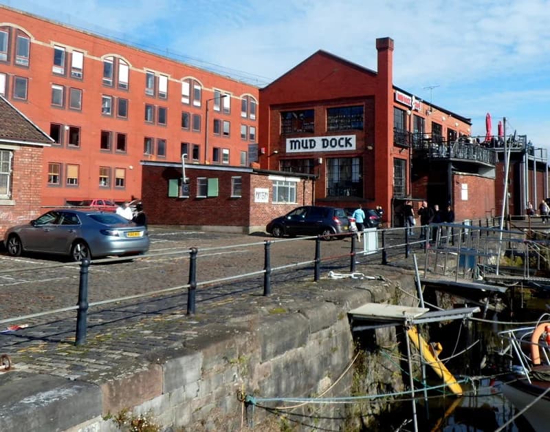 Mud Dock Cafe exterior