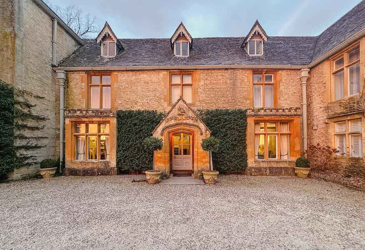 Lords of the Manor Hotel