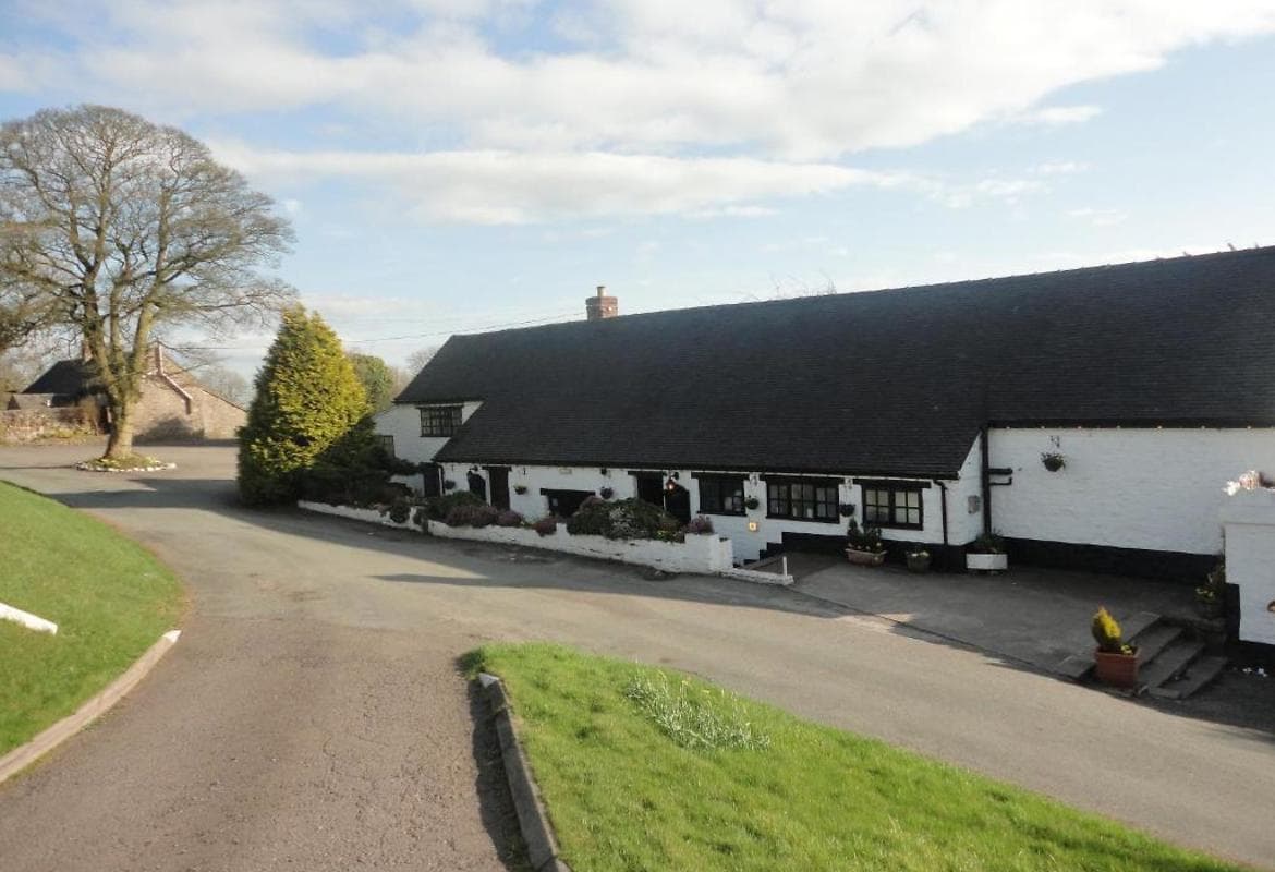 The Dog & Partridge Country Inn