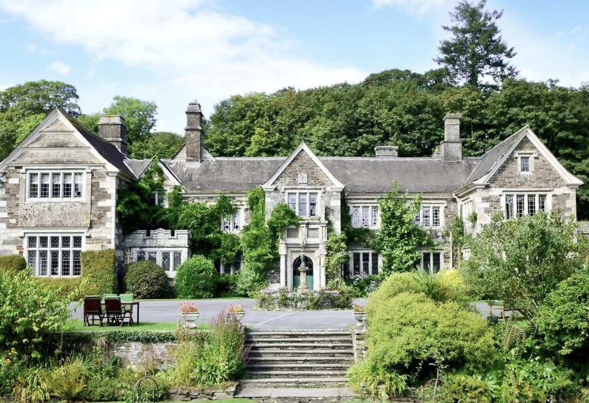 Lewtrenchard Manor