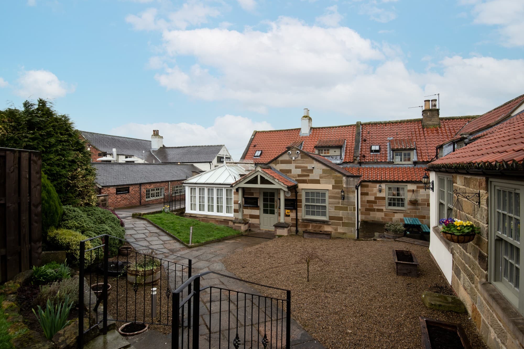 Photo of King's Head