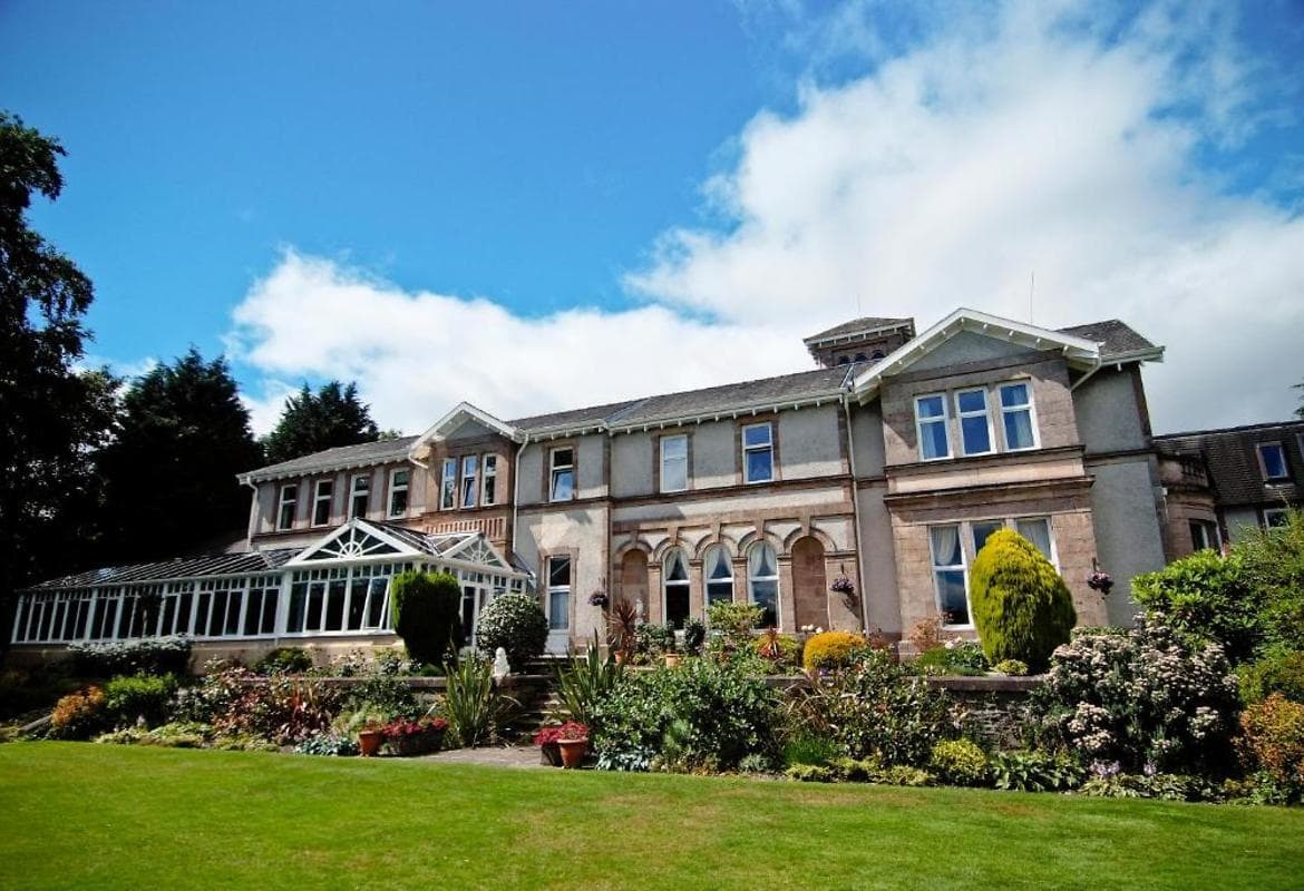 Rosslea Hall Hotel
